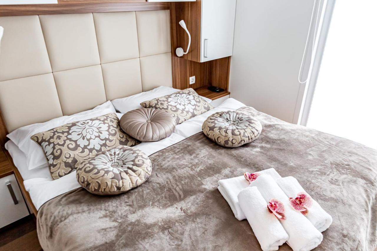 Villa Floating Sea House Aurora Portorose Esterno foto